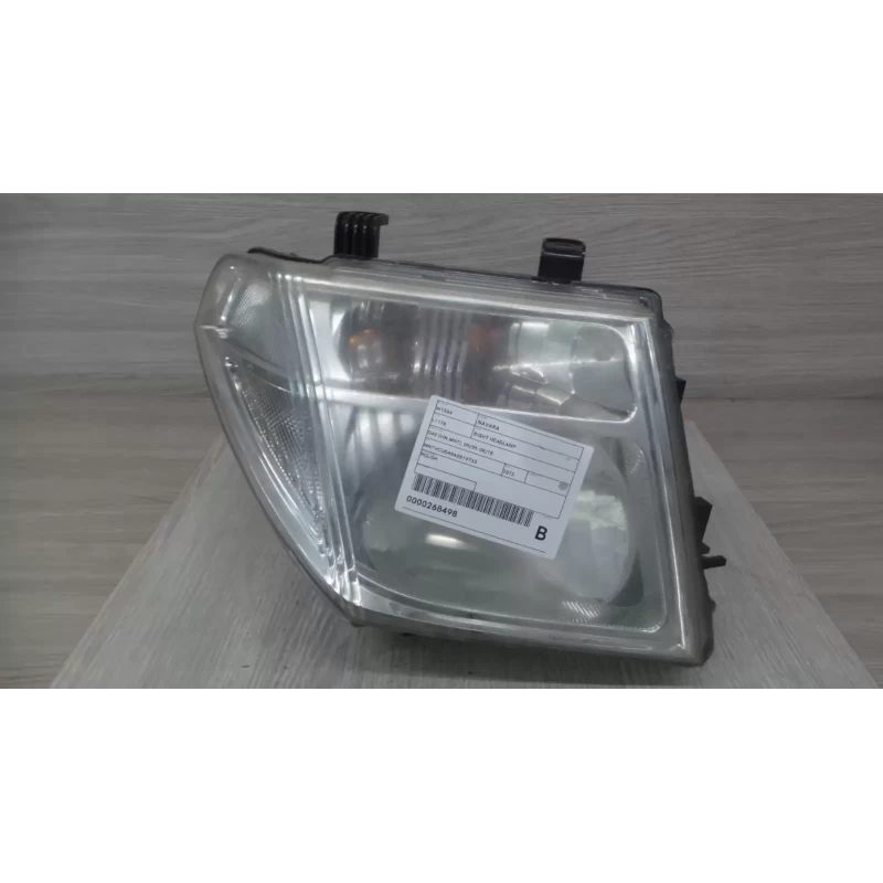 NISSAN NAVARA RIGHT HEADLAMP D40 (VIN MNT), 09/05-08/15 2012