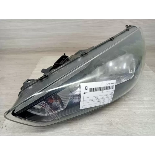 FORD FOCUS LEFT HEADLAMP LZ, TITANIUM/SPORT, HALOGEN TYPE, 07/15-11/18 2015