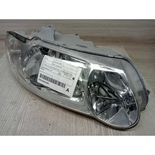 HOLDEN COMMODORE RIGHT HEADLAMP VX, EXECUTIVE/ACCLAIM/S PACK, CHROME INSERT TYPE