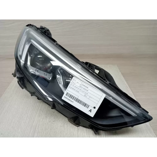 HOLDEN COMMODORE RIGHT HEADLAMP ZB, LED, ADAPTIVE TYPE, 10/17-12/20 2019