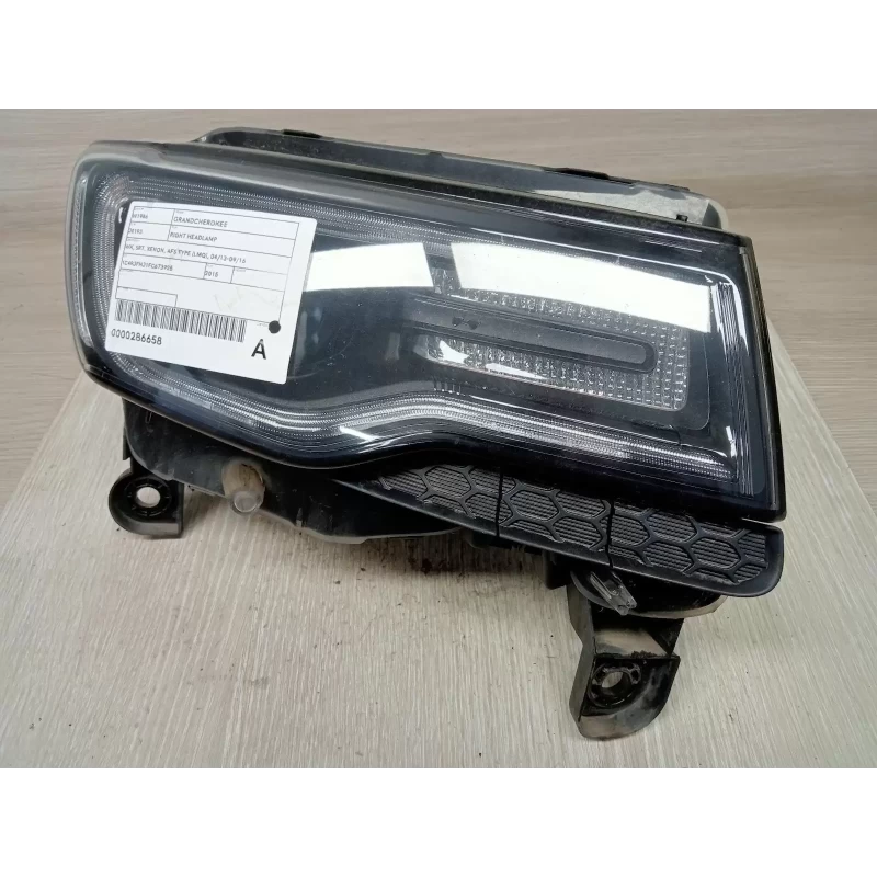 JEEP GRANDCHEROKEE RIGHT HEADLAMP WK, SRT, XENON, AFS TYPE (LMQ), 04/13-09/16 20