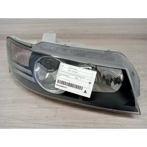 HOLDEN COMMODORE RIGHT HEADLAMP VZ, ADVENTRA LX8/SS/CALAIS/HSV MALOO, BLACK PROJ