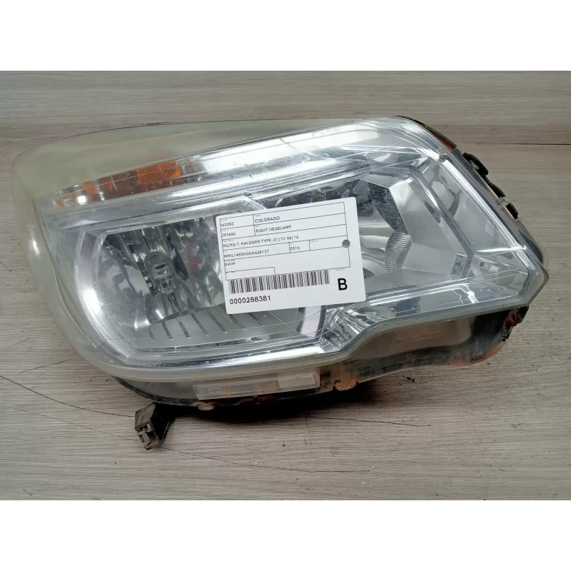 HOLDEN COLORADO RIGHT HEADLAMP RG/RG 7, HALOGEN TYPE, 01/12-06/16 2016