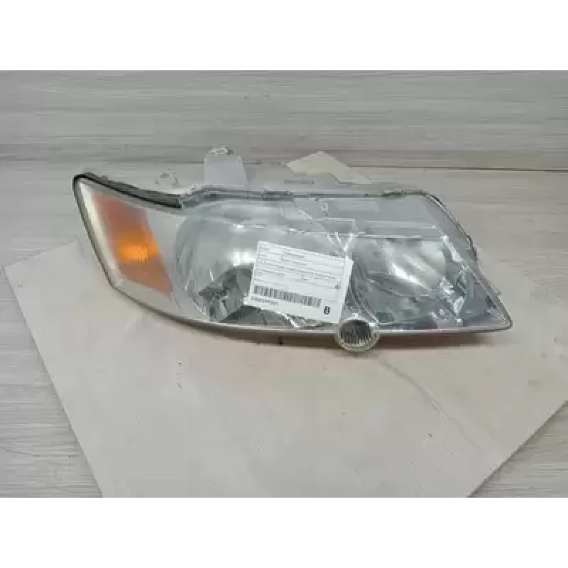 HOLDEN COMMODORE RIGHT HEADLAMP VY2, EXECUTIVE/ACCLAIM/EQUIPE/S/ONE TONNER, 08/0