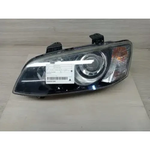 HOLDEN COMMODORE LEFT HEADLAMP VE SII, CALAIS/SS-V, PROJECTOR TYPE, 09/10-05/13