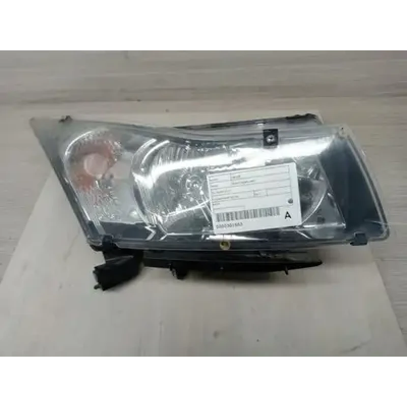 HOLDEN CRUZE RIGHT HEADLAMP JG, 03/09-02/11 2011