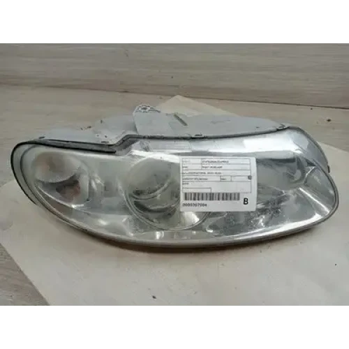 HOLDEN STATESMAN/CAPRICE RIGHT HEADLAMP WH, INTERNATIONAL, 04/02-04/03 2002