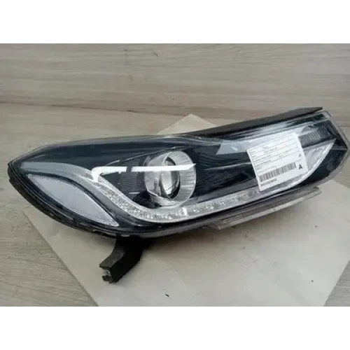 HOLDEN TRAX RIGHT HEADLAMP TJ SERIES, 10/16-12/20 2019