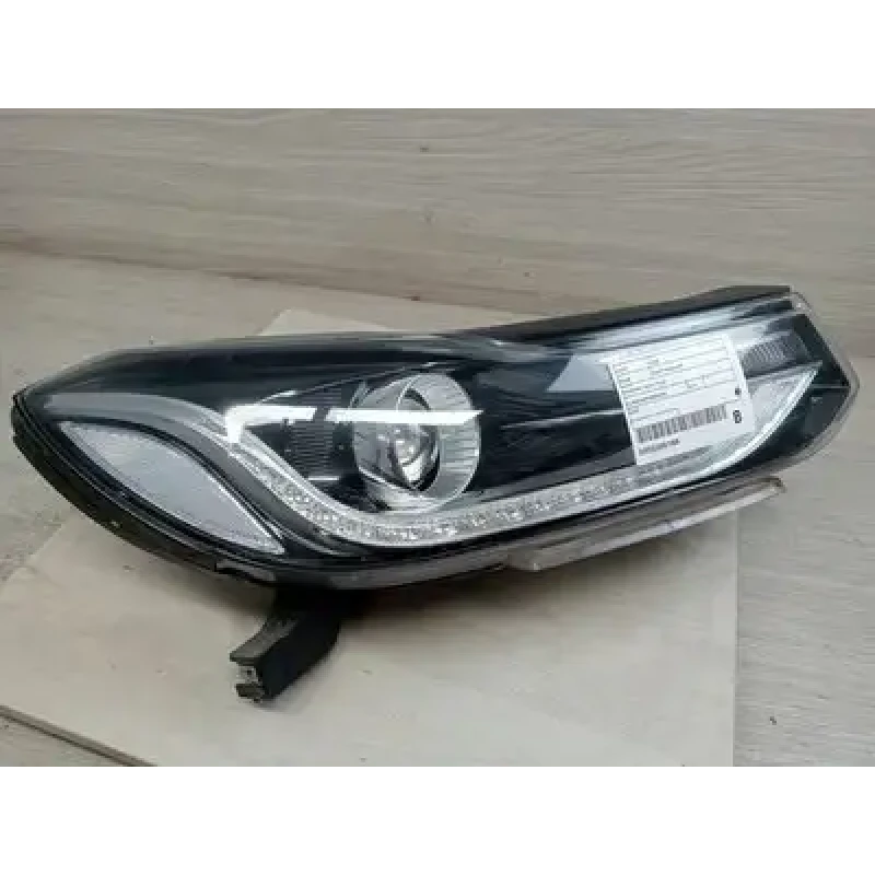 HOLDEN TRAX RIGHT HEADLAMP TJ SERIES, 10/16-12/20 2019