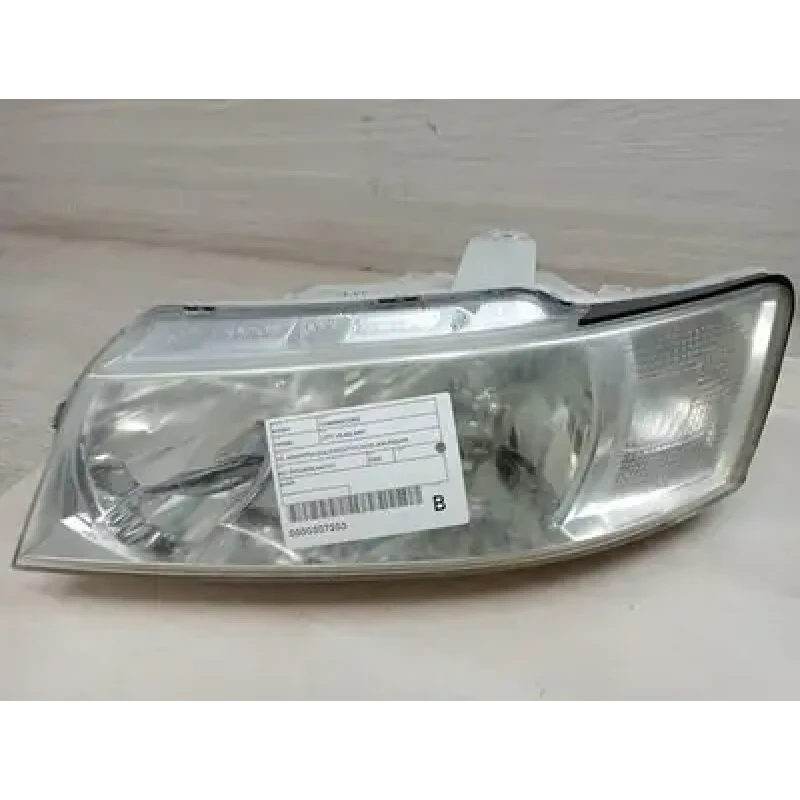 HOLDEN COMMODORE LEFT HEADLAMP VZ, ADVENTRA SX6/EXECUTIVE/ACCLAIM/EQUIPE, STANDA HOLDEN COMMODORE LEFT HEADLAMP VZ, ADVENTRA SX6/EXECUTIVE/ACCLAIM/EQUIPE, STANDA