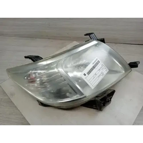 TOYOTA HILUX RIGHT HEADLAMP 07/11-08/15 2012