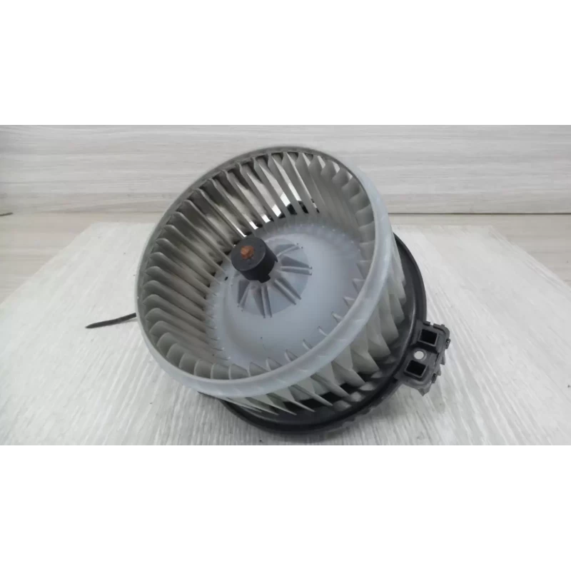 MITSUBISHI PAJERO HEATER FAN MOTOR FRONT, NS-NX, 11/06- 2010