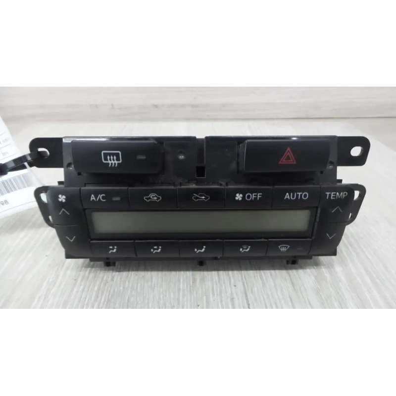 TOYOTA HILUX HEATER/AC CONTROLS CLIMATE CONTROL, 3 PLUG TYPE, POWER HEATER TYPE,
