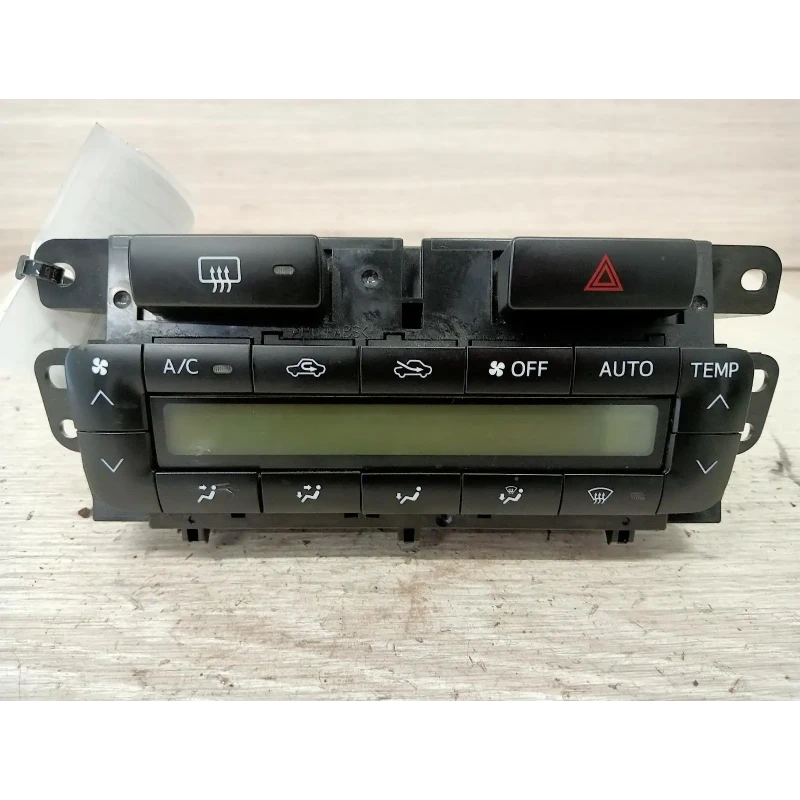 TOYOTA HILUX HEATER/AC CONTROLS CLIMATE CONTROL, 2 PLUG TYPE, NON POWER HEATER T