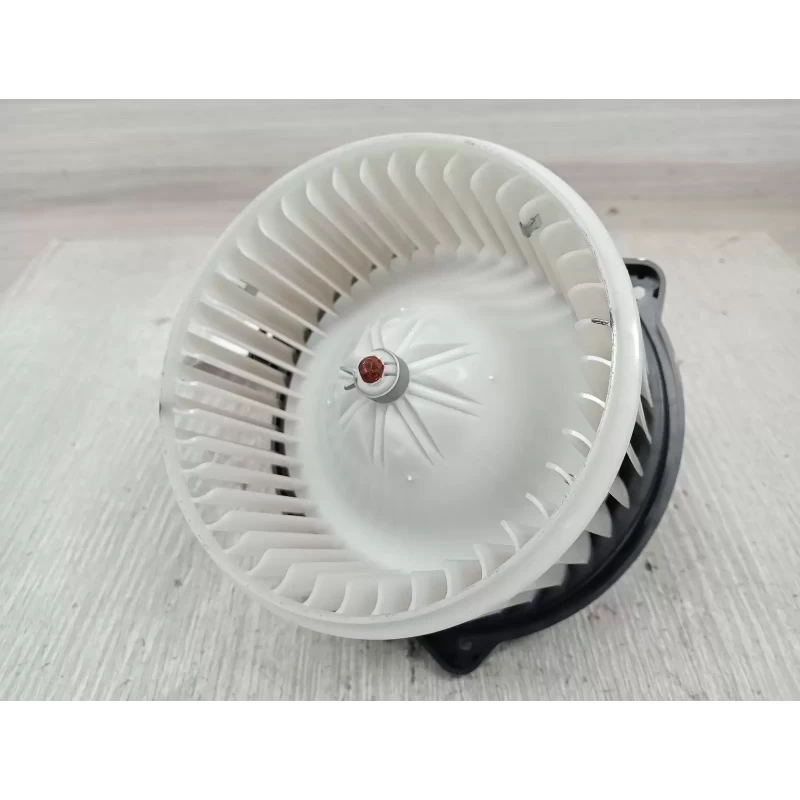 HYUNDAI ACCENT HEATER FAN MOTOR RB, BLOWER MOTOR, BOSCH P/N F00S3B2464, 07/11-12