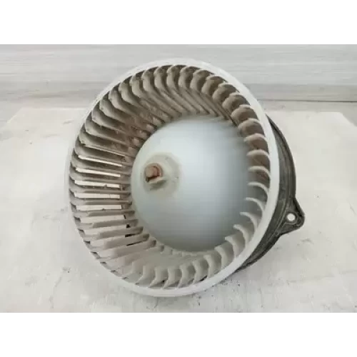 MAZDA BRAVO HEATER FAN MOTOR 02/99-10/02 2002