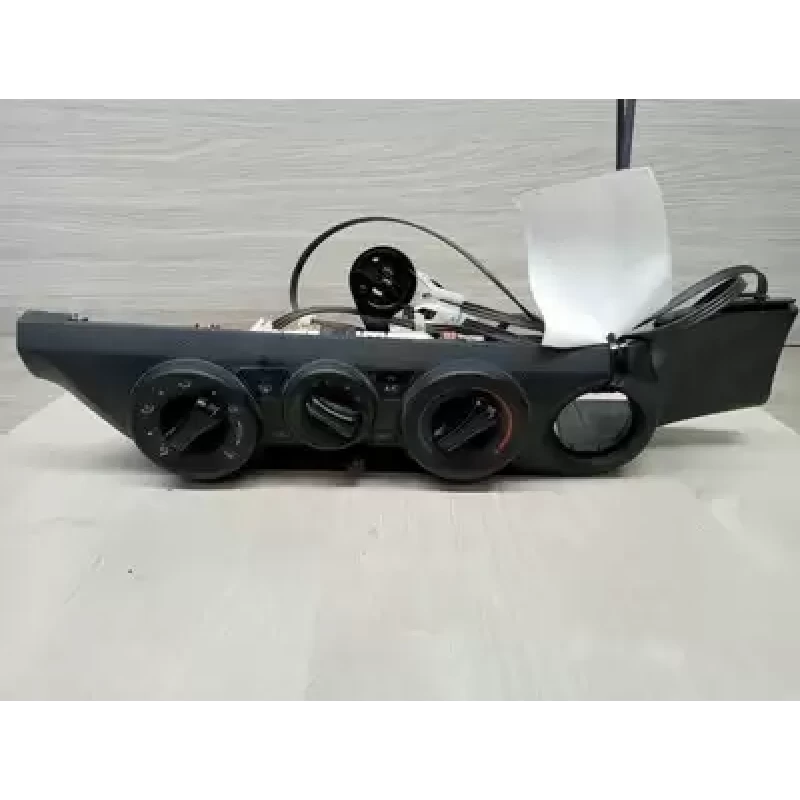 TOYOTA HILUX HEATER/AC CONTROLS NON CLIMATE CONTROL TYPE, 09/15- 2018