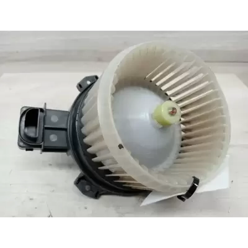 TOYOTA HILUX HEATER FAN MOTOR 06/15- 2022