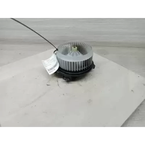 TOYOTA KLUGER HEATER FAN MOTOR GSU40-GSU45, FRONT, 05/07-02/14 2009