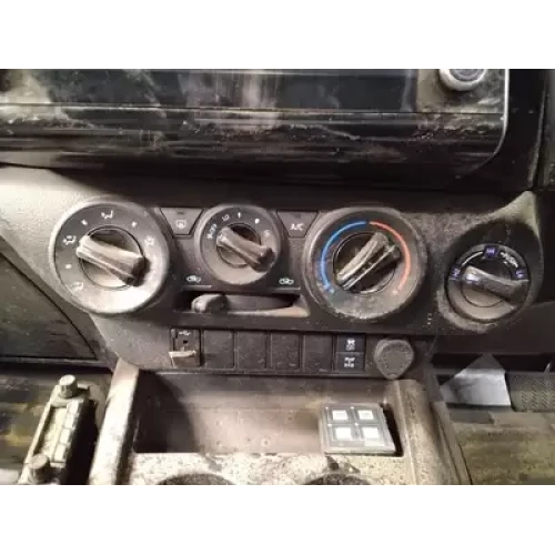 TOYOTA HILUX HEATER/AC CONTROLS NON CLIMATE CONTROL TYPE, 06/15- 2023