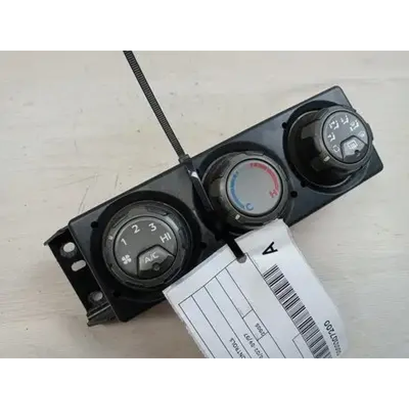 HOLDEN COMMODORE HEATER/AC CONTROLS VY1-VZ, STANDARD TYPE, 10/02-09/07 2005 HOLDEN COMMODORE HEATER/AC CONTROLS VY1-VZ, STANDARD TYPE, 10/02-09/07 2005