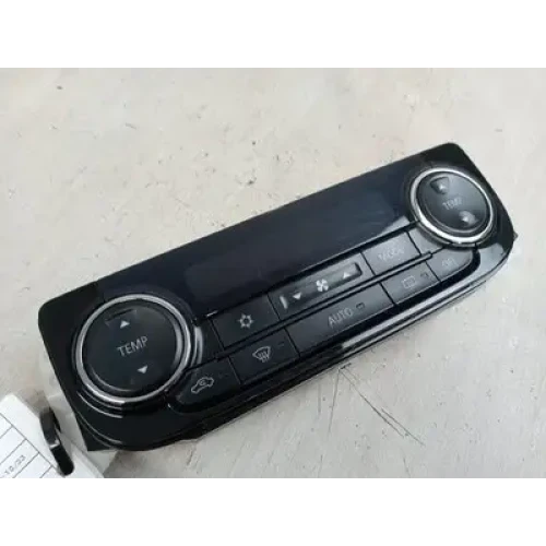 MITSUBISHI TRITON HEATER/AC CONTROLS MQ-MR, CLIMATE CONTROL DUAL ZONE TYPE, 03/1