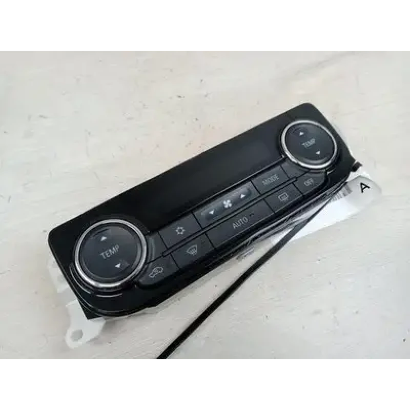 MITSUBISHI TRITON HEATER/AC CONTROLS MQ-MR, CLIMATE CONTROL DUAL ZONE TYPE, 03/1