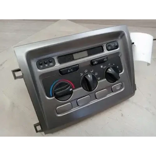 TOYOTA LANDCRUISER HEATER/AC CONTROLS 100 SERIES, NON CLIMATE CONTROL, NON ELEC. TOYOTA LANDCRUISER HEATER/AC CONTROLS 100 SERIES, NON CLIMATE CONTROL, NON ELEC.