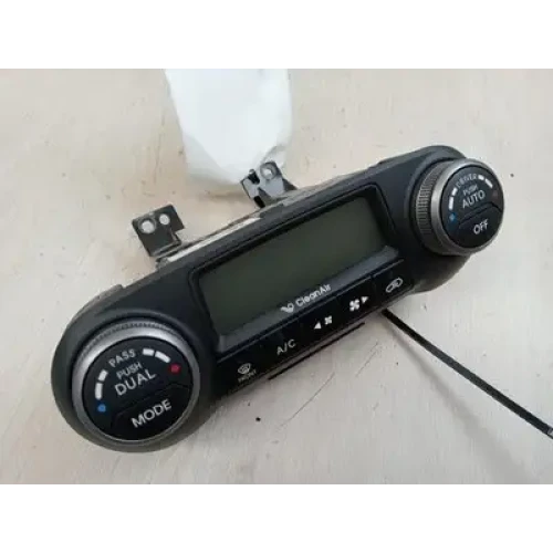 HYUNDAI IX35 HEATER/AC CONTROLS LM SERIES, CLIMATE CONTROL, WHITE PLUG TYPE, 11/ HYUNDAI IX35 HEATER/AC CONTROLS LM SERIES, CLIMATE CONTROL, WHITE PLUG TYPE, 11/