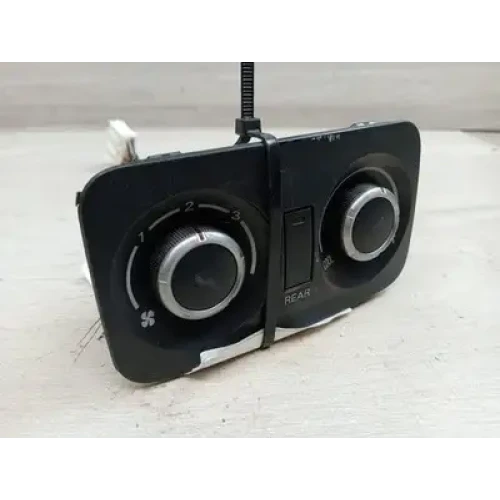 MITSUBISHI PAJERO HEATER/AC CONTROLS NS-NX, REAR, 08/06-04/21 2011 MITSUBISHI PAJERO HEATER/AC CONTROLS NS-NX, REAR, 08/06-04/21 2011