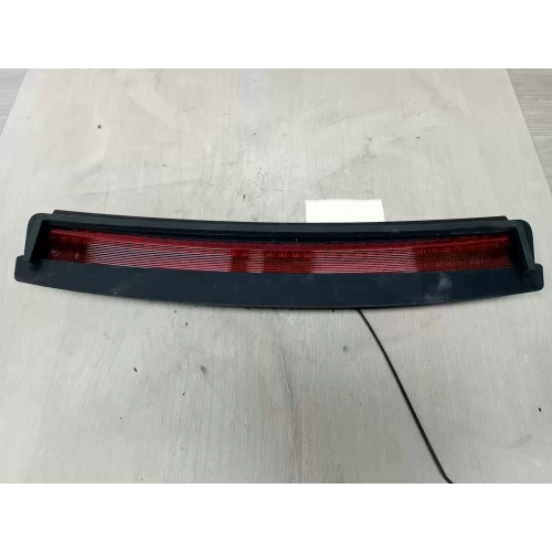 TESLA MODEL 3 HIGH LEVEL STOPLIGHT 1ST GEN, 06/19- 2023