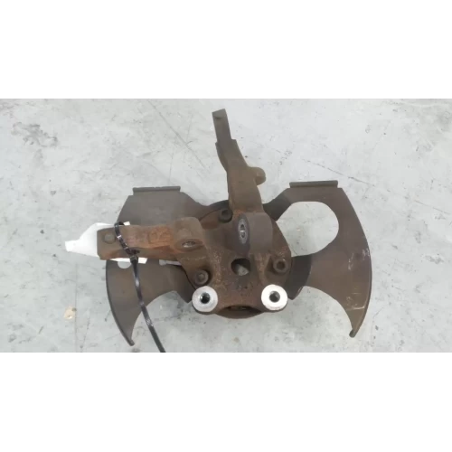 HOLDEN COMMODORE RIGHT FRONT HUB ASSEMBLY VT S2-VZ, RWD, NON ABS TYPE (BOLT ON),