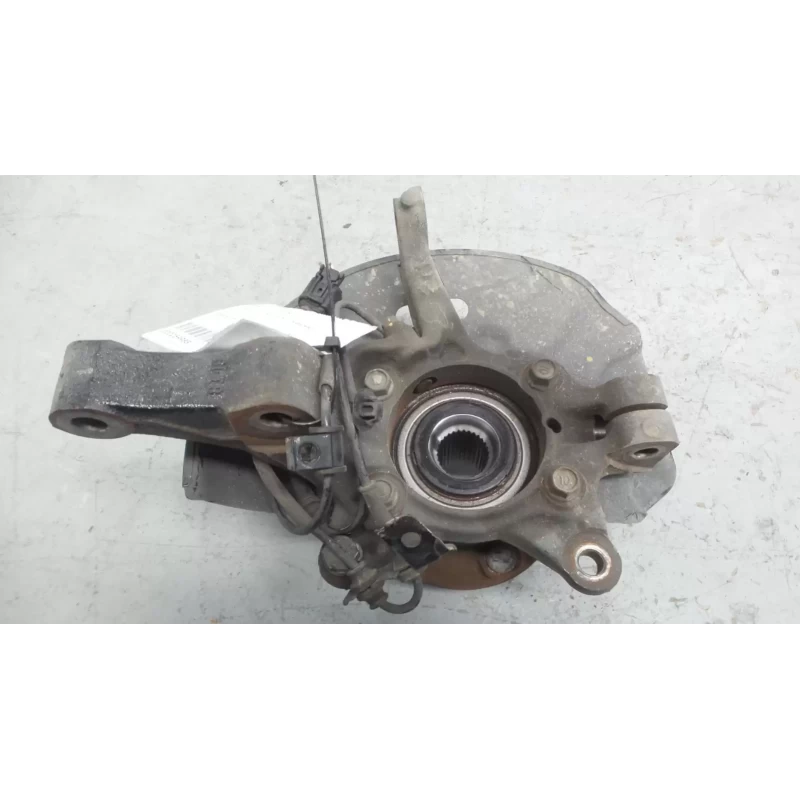 HYUNDAI TUCSON RIGHT FRONT HUB ASSEMBLY TL, FWD, 06/18-01/21 2019