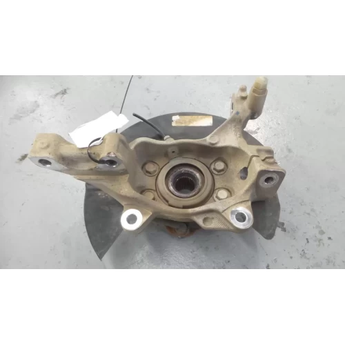 NISSAN PATHFINDER RIGHT FRONT HUB ASSEMBLY R52, 06/13-04/21 2015