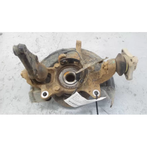 MITSUBISHI TRITON RIGHT FRONT HUB ASSEMBLY ML-MQ, 4WD, ABS TYPE, 07/06-10/18 201