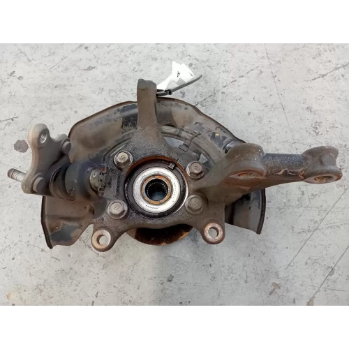 TOYOTA RAV4 LEFT FRONT HUB ASSEMBLY ACA33, 2.4, 2AZ-FE, AUTO T/M TYPE, 11/05-11/