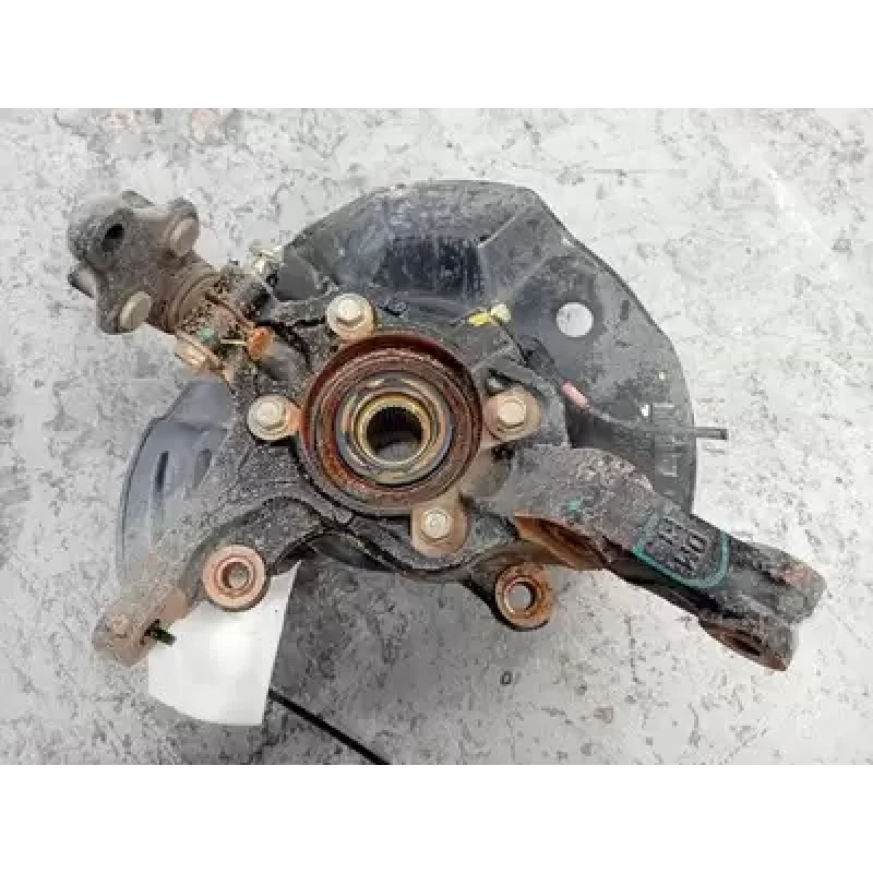 HYUNDAI SANTA FE RIGHT FRONT HUB ASSEMBLY DM, DIESEL ENG TYPE, 06/12-02/18 2018