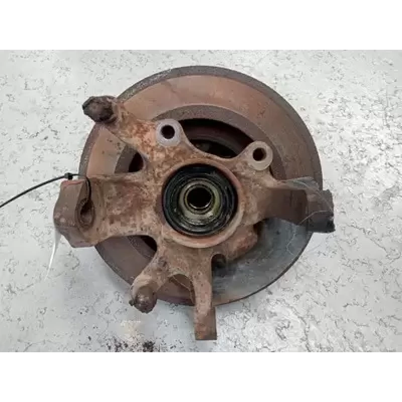 NISSAN NAVARA LEFT FRONT HUB ASSEMBLY D22, 4WD, NON ABS TYPE, 12/01-08/15 2004