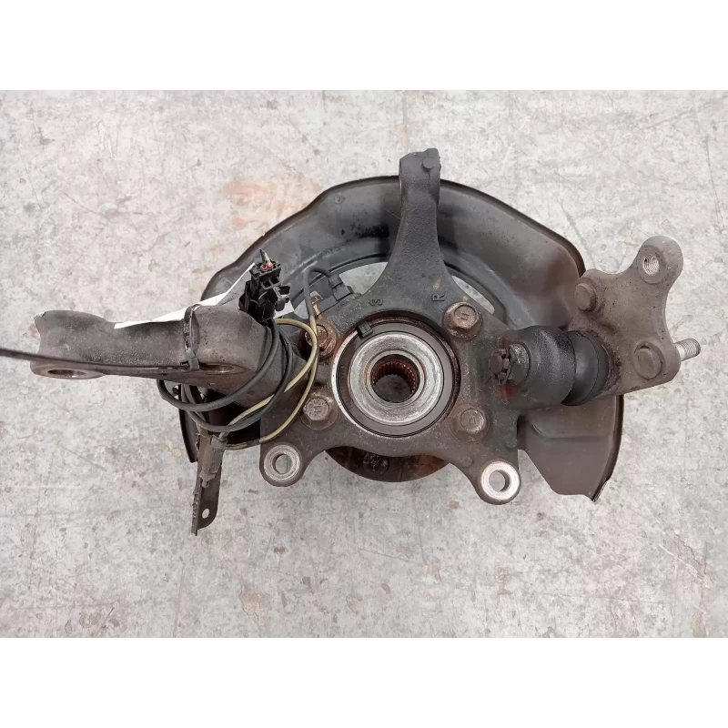 TOYOTA RAV4 RIGHT FRONT HUB ASSEMBLY ACA33, 2.4, 2AZ-FE, MANUAL T/M TYPE, 11/05-