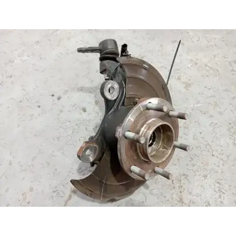 LDV T60 RIGHT FRONT HUB ASSEMBLY SK8C, 09/21- 2023