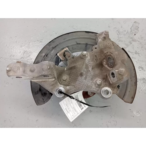 HOLDEN COMMODORE LEFT FRONT HUB ASSEMBLY VF, 05/13-12/17 2014