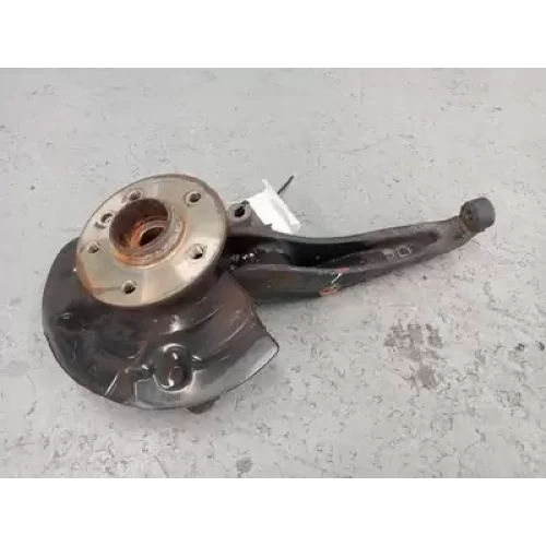 VOLKSWAGEN AMAROK LEFT FRONT HUB ASSEMBLY AUTO, RWD/AWD, DIESEL, 2.0, 2H, 10/10-
