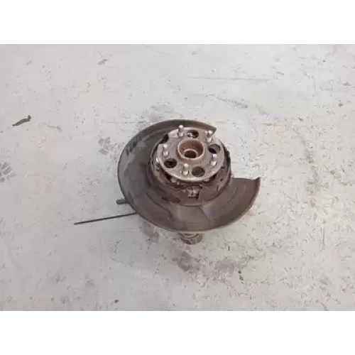 TOYOTA KLUGER LEFT REAR HUB ASSEMBLY GSU40-GSU45, 4WD, 05/07-02/14 2009
