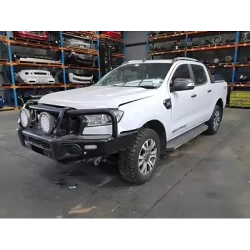 FORD RANGER RIGHT FRONT HUB ASSEMBLY PX 3, 4WD, 07/18-04/22 2018
