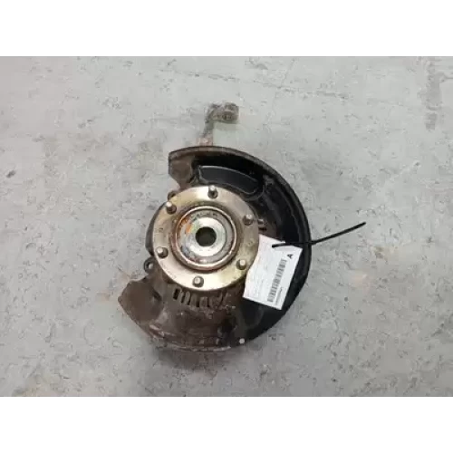 TOYOTA HILUX RIGHT FRONT HUB ASSEMBLY 4WD, ABS TYPE, 02/05-08/15 2014