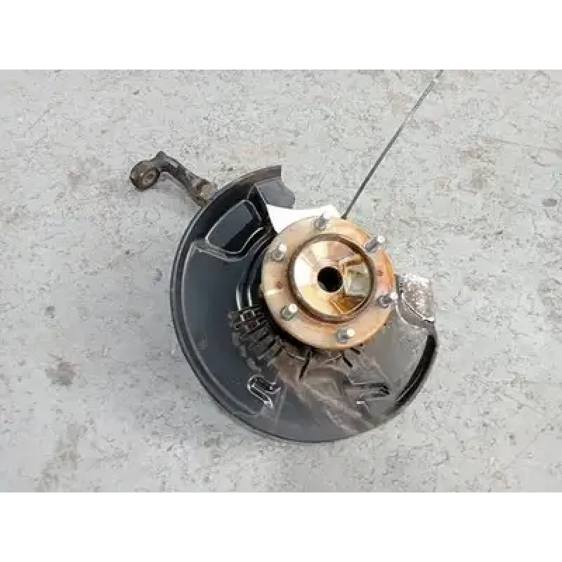 TOYOTA PRADO LEFT FRONT HUB ASSEMBLY 150 SERIES, 06/15-11/23 2018