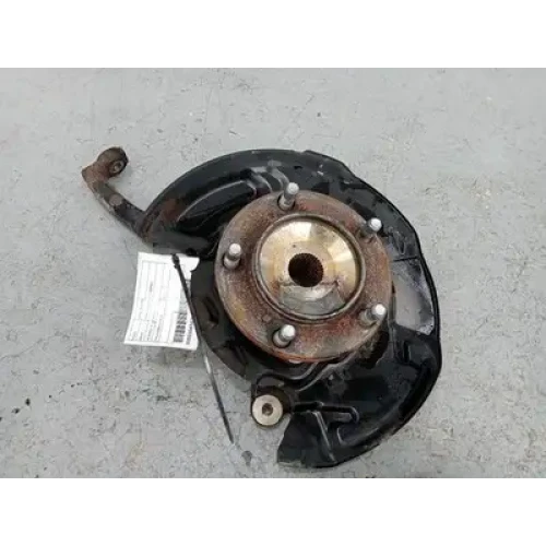 TOYOTA LANDCRUISER RIGHT FRONT HUB ASSEMBLY 200 SERIES, 11/07-07/15 2014