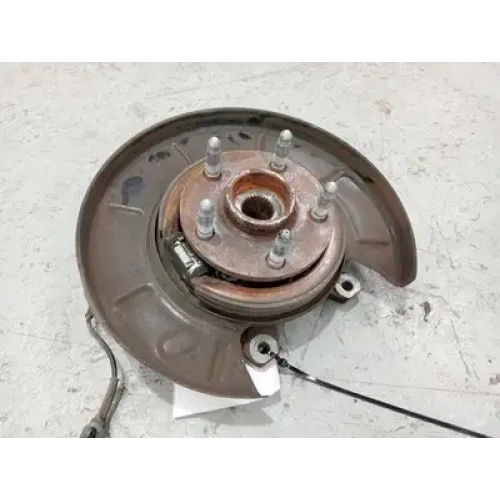 HOLDEN COMMODORE LEFT REAR HUB ASSEMBLY VE-VF, V8 TYPE, 08/06-12/17 2016 HOLDEN COMMODORE LEFT REAR HUB ASSEMBLY VE-VF, V8 TYPE, 08/06-12/17 2016