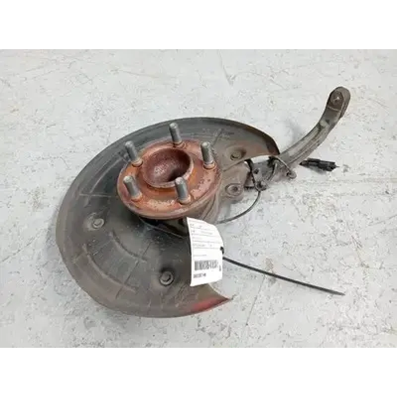 CHRYSLER 300C LEFT FRONT HUB ASSEMBLY LX2, 12/11-12/21 2012 CHRYSLER 300C LEFT FRONT HUB ASSEMBLY LX2, 12/11-12/21 2012