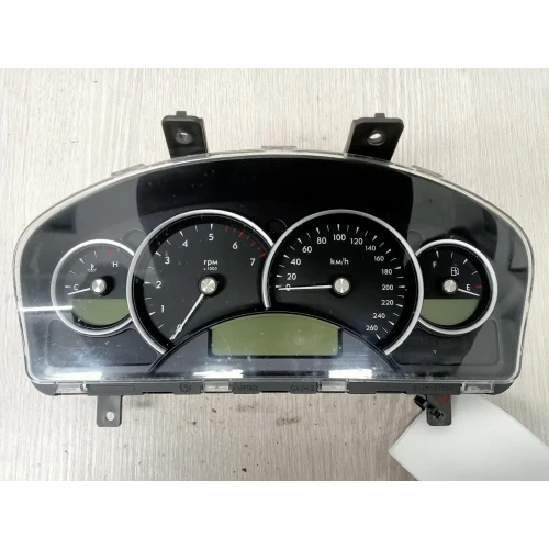 HOLDEN COMMODORE INSTRUMENT CLUSTER INSTRUMENT CLUSTER, AUTO T/M, VZ, ADVENTRA L